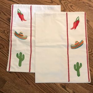 Set of Two Cotton South of the Border Pillow Cases